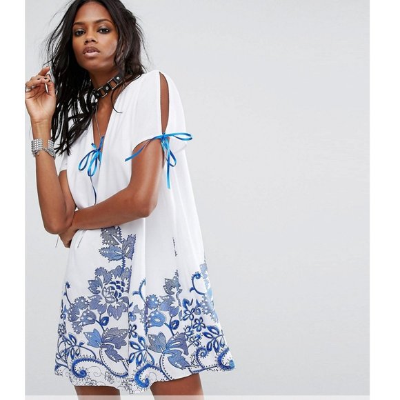 Reclaimed Vintage Dresses & Skirts - Reclaimed Vintage Festival Smock Dress Embroidered